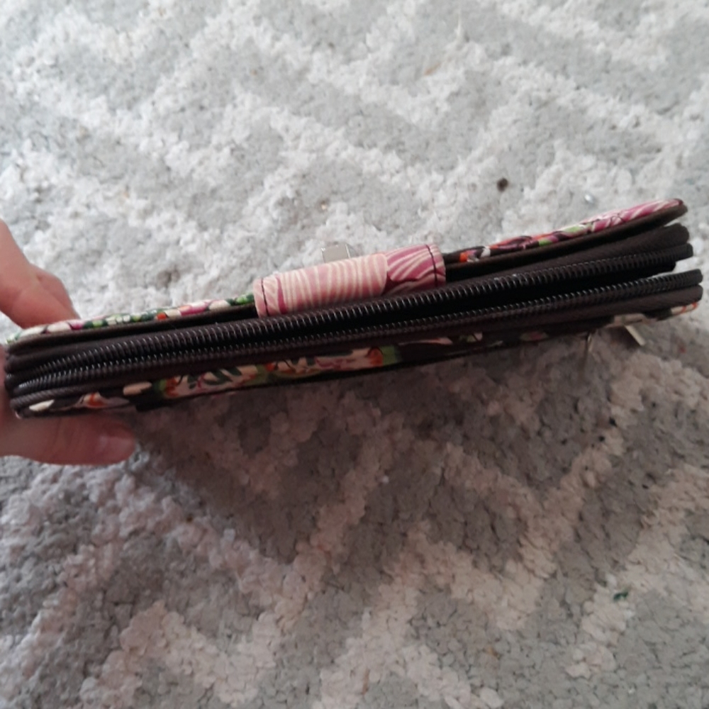 Pasley Wallet - Picture 6 of 7